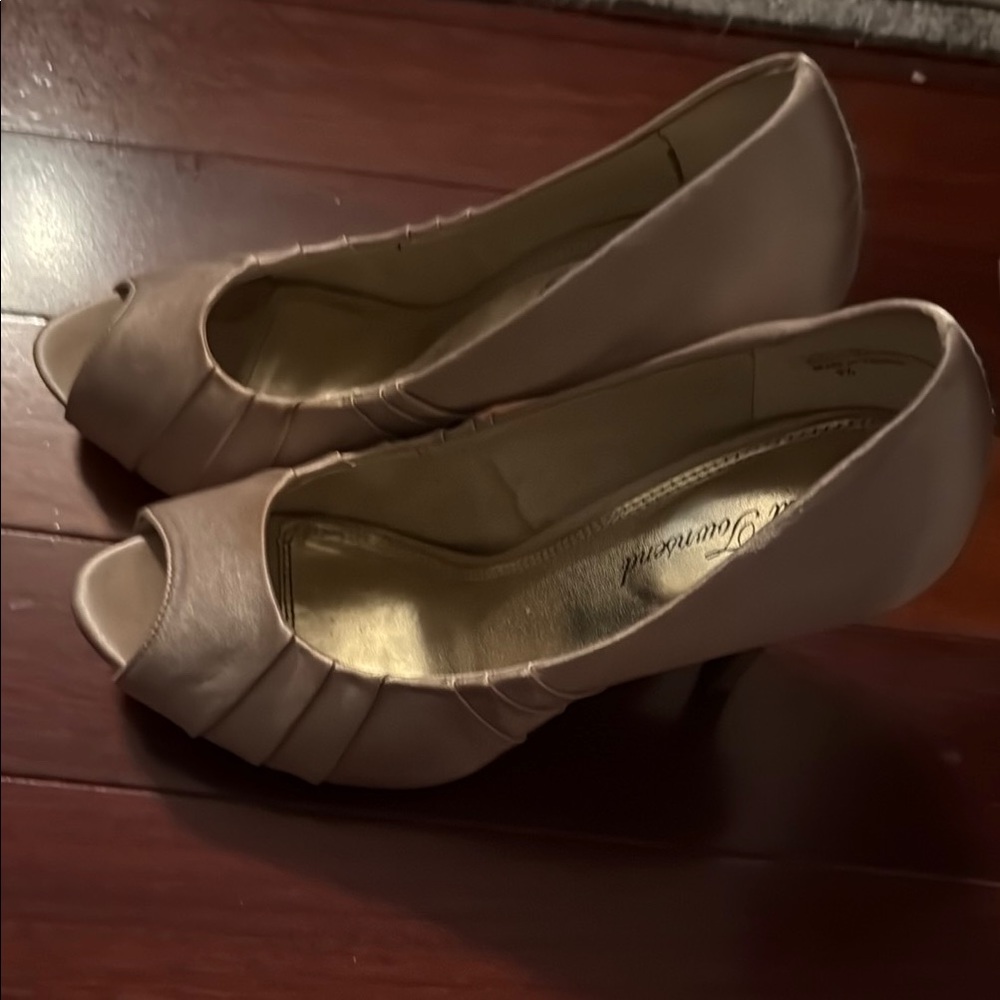 Lulu Townsend Peep Toe Formal heels, sz 9.5m